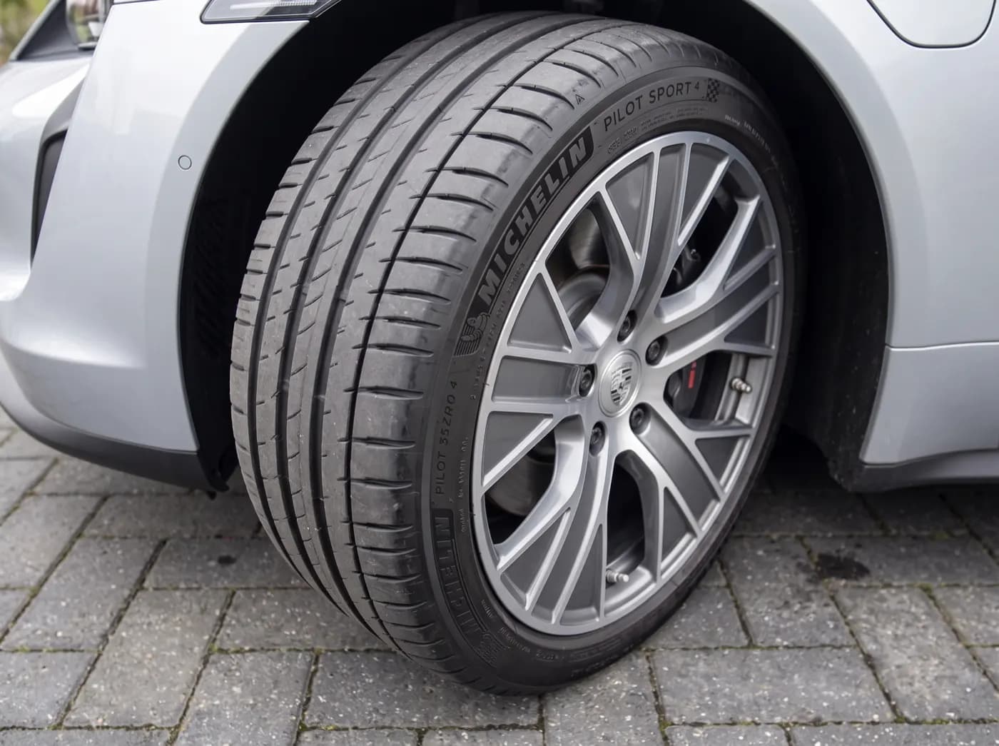 Guided capture β tyre and wheel condition